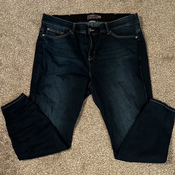 Torrid Bombshell Skinny Premium Stretch High Rise Jean size 24R - Picture 7 of 10
